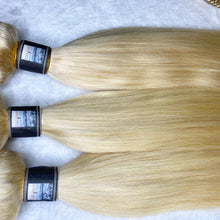 Load image into Gallery viewer, 20" Blonde Hair Bundle