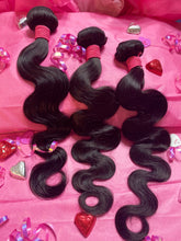 Load image into Gallery viewer, 30" Natural Hair Bundle